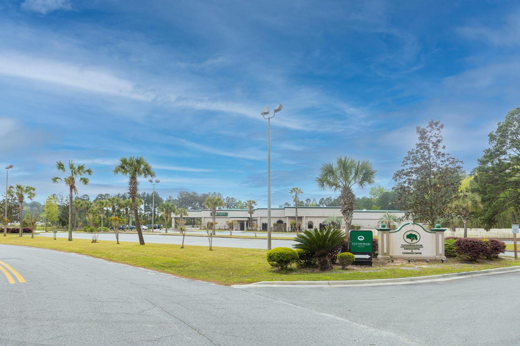 Cottonwood Suites Savannah Hotel & Conference Center Pooler Exteriér fotografie