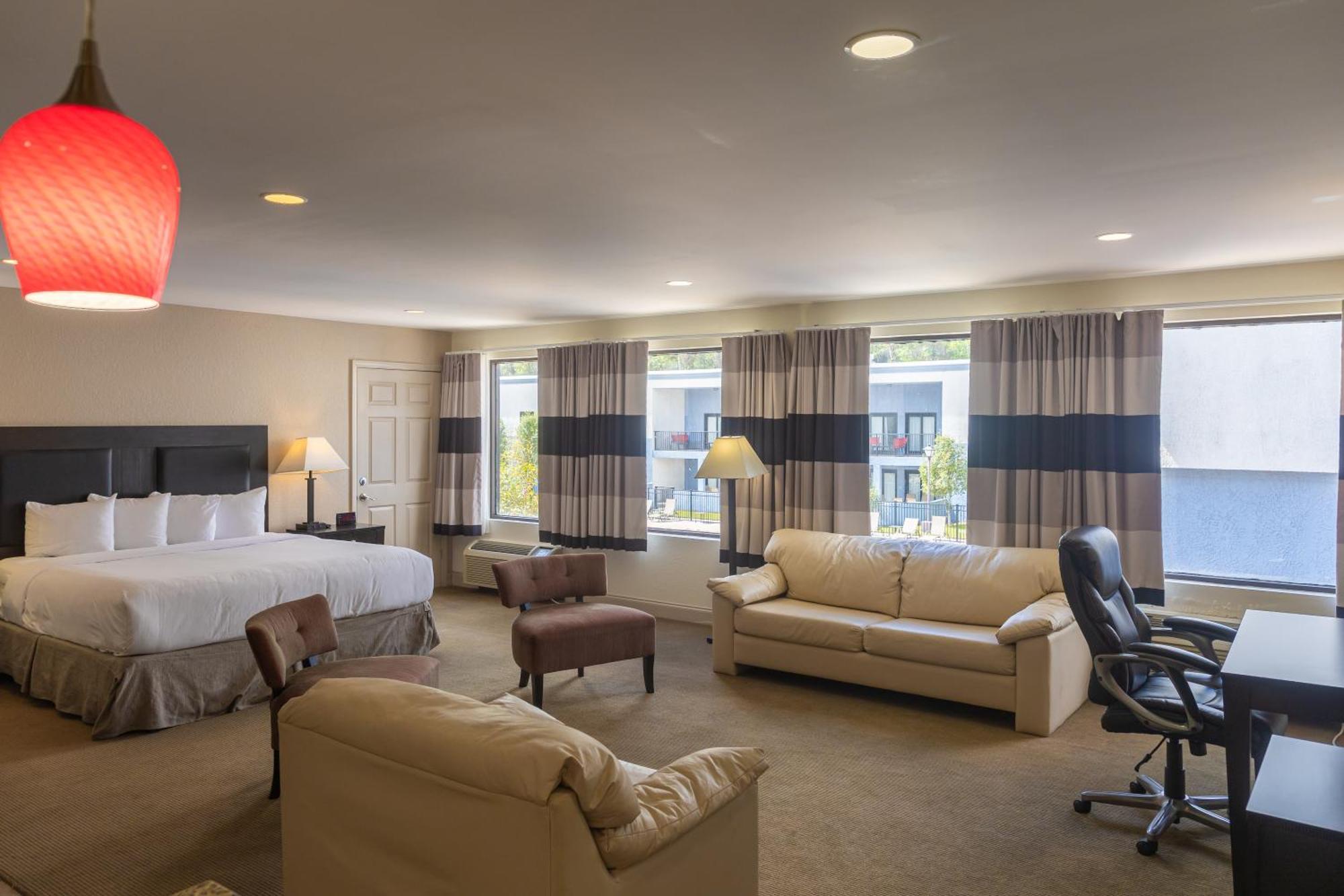 Cottonwood Suites Savannah Hotel & Conference Center Pooler Exteriér fotografie